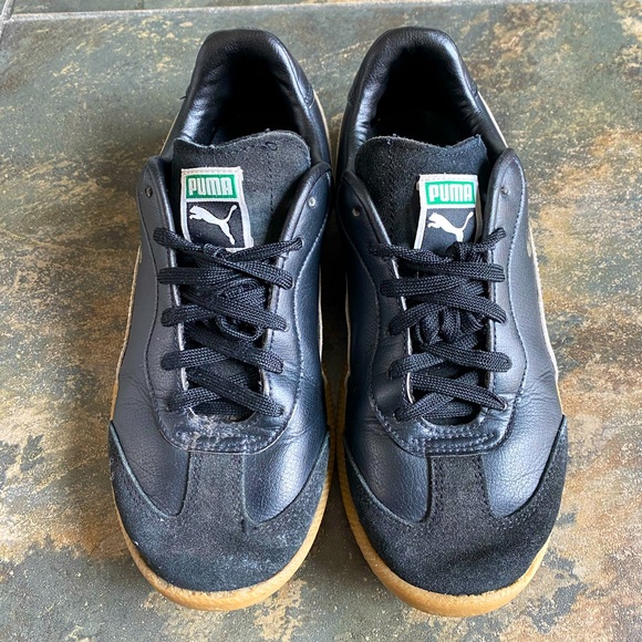 PUMA KING | Indoor Soccer Shoes Size 7 - Picture 4 of 9